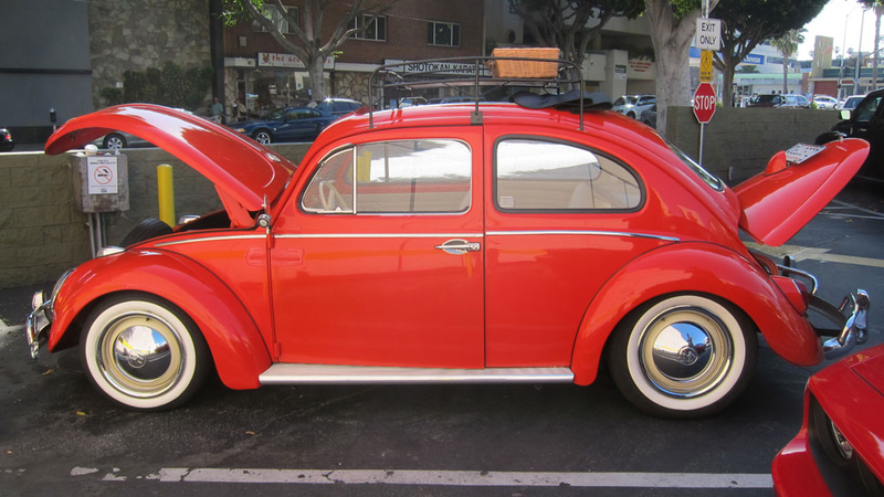 Illustration for article titled The Electric-Converted 1963 'Zelectric' VW Beetle Is A Charming EV